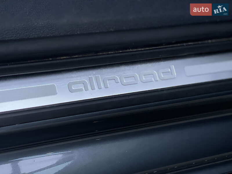 Універсал Audi A4 Allroad 2017 в Нововолинську