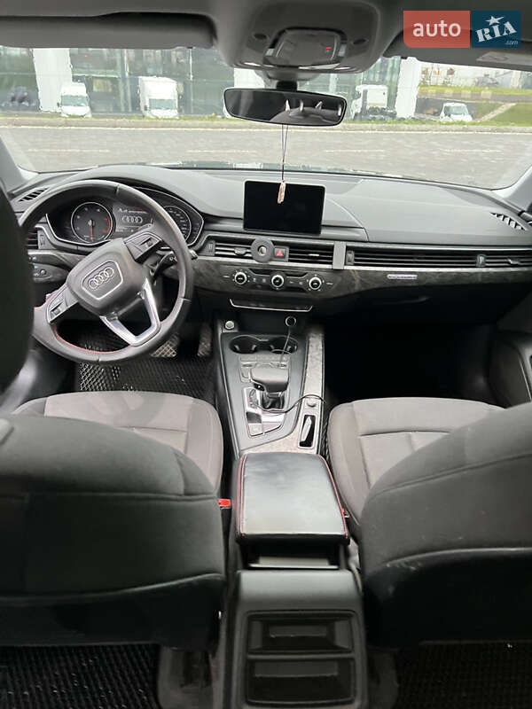 Универсал Audi A4 Allroad 2018 в Львове