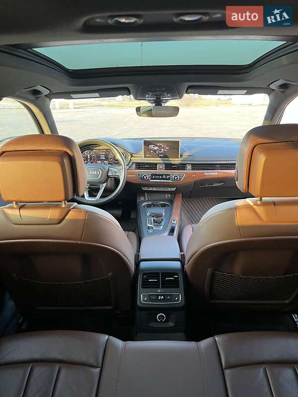 Универсал Audi A4 Allroad 2017 в Киеве