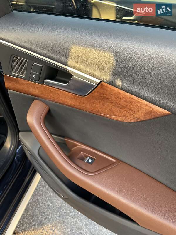 Универсал Audi A4 Allroad 2017 в Киеве