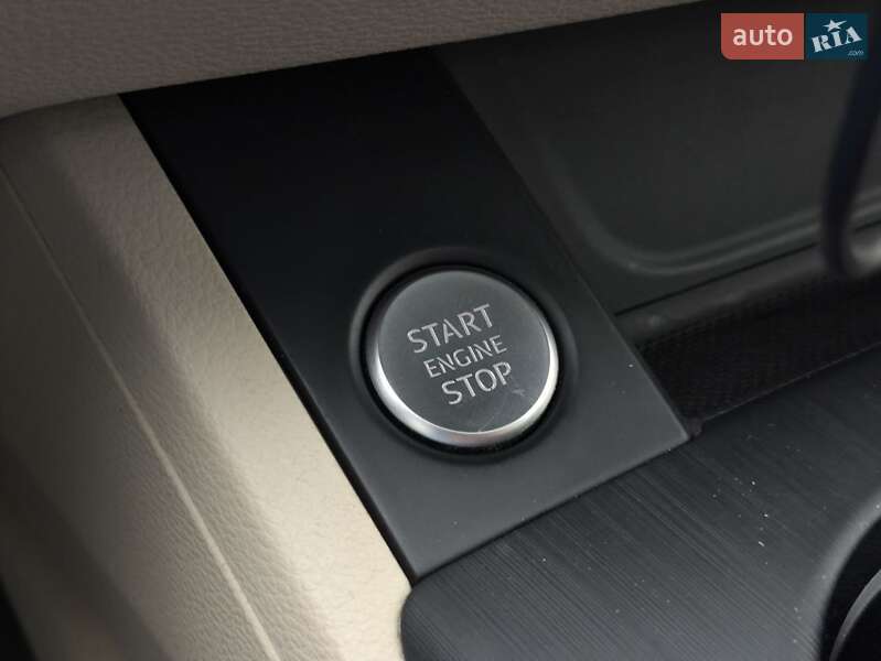 Универсал Audi A4 Allroad 2017 в Киеве фото 32 Универсал Audi A4 Allroad 2017 в Киеве