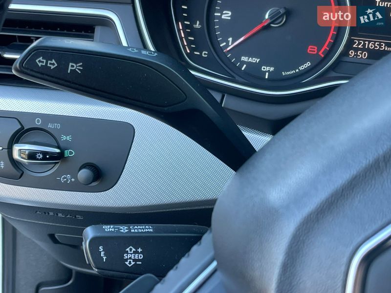 Универсал Audi A4 Allroad 2017 в Киеве