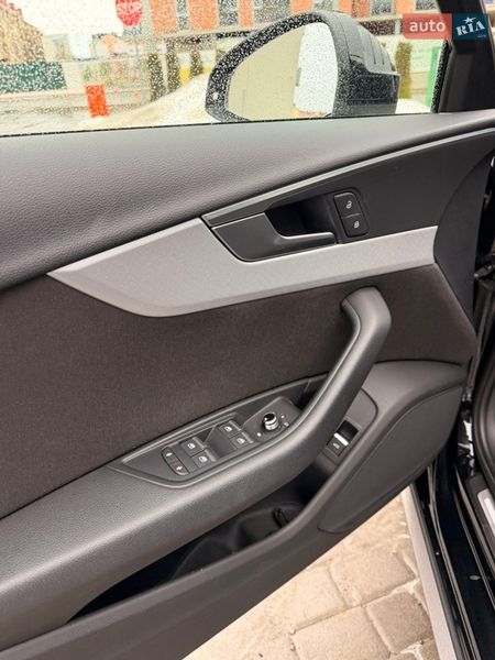 Универсал Audi A4 Allroad 2018 в Львове