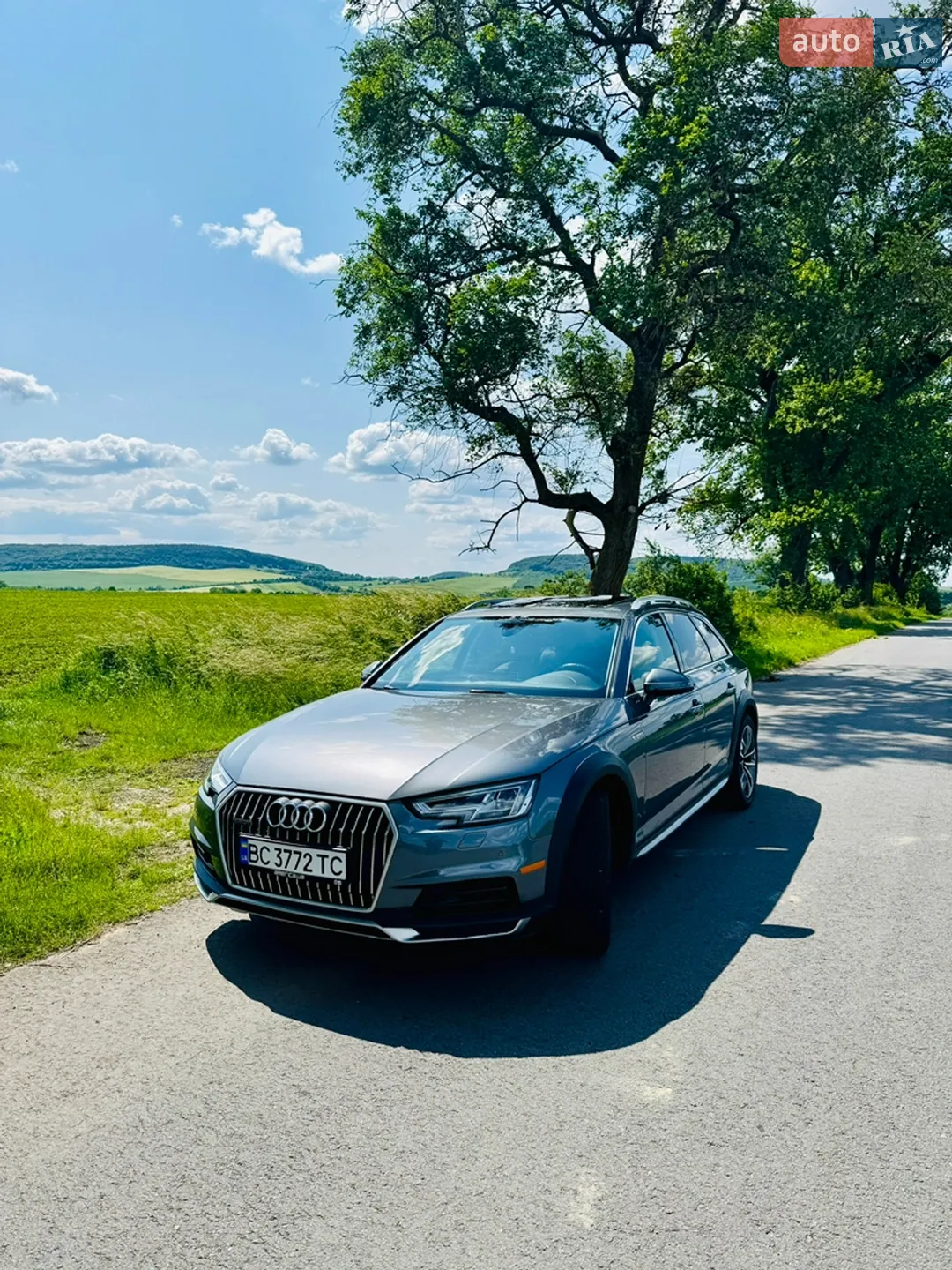 Audi A4 Allroad 2018 VIN WA18NAF41JA231869 фото оголошення 13 з 23