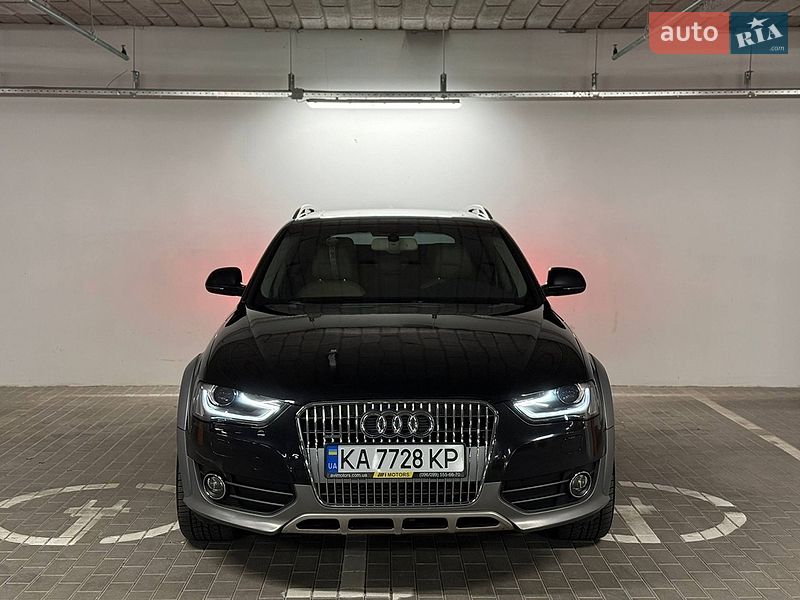 Универсал Audi A4 Allroad 2012 в Киеве
