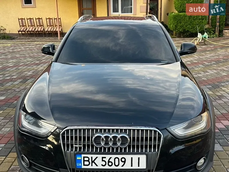 Audi A4 Allroad 2012