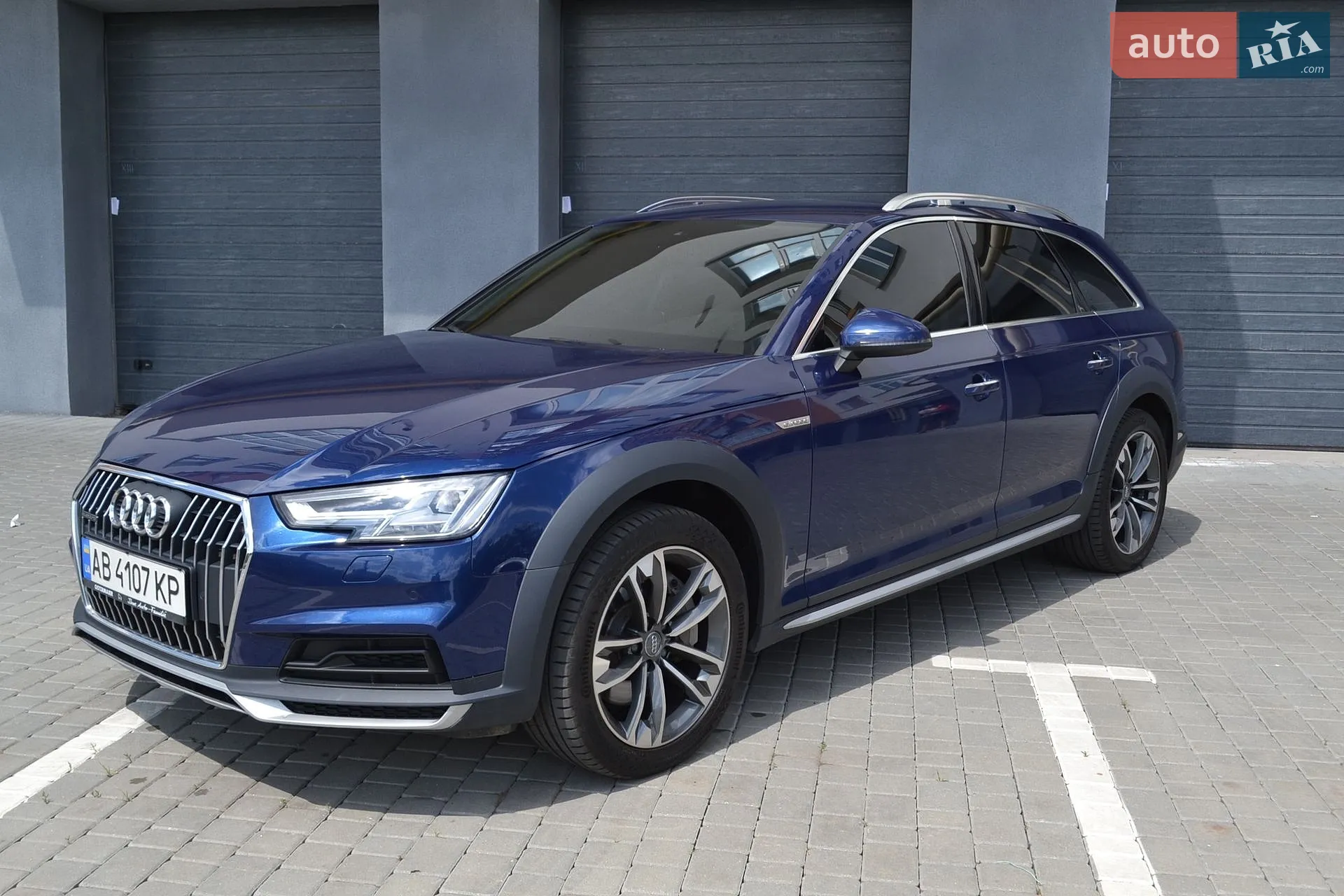 Audi A4 Allroad 2018 VIN WA18NAF41JA231869 фото оголошення 4 з 23