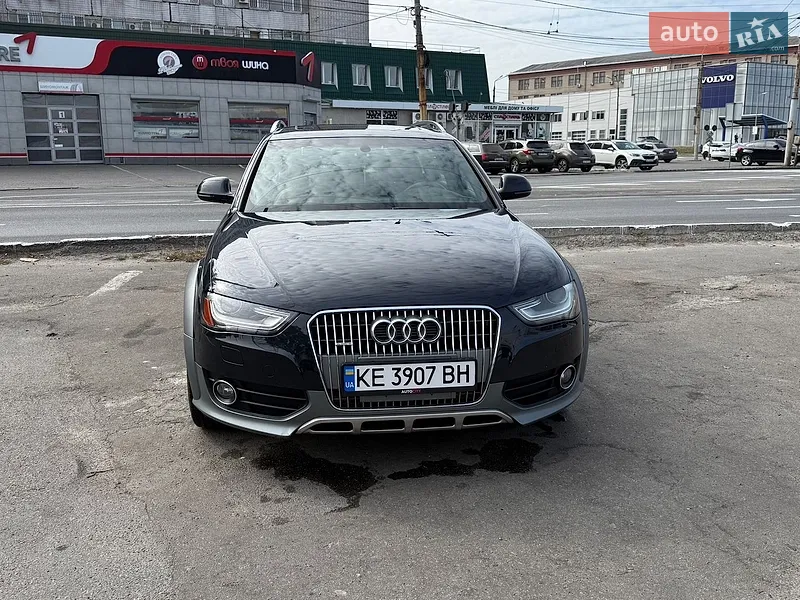 Audi A4 Allroad 2012