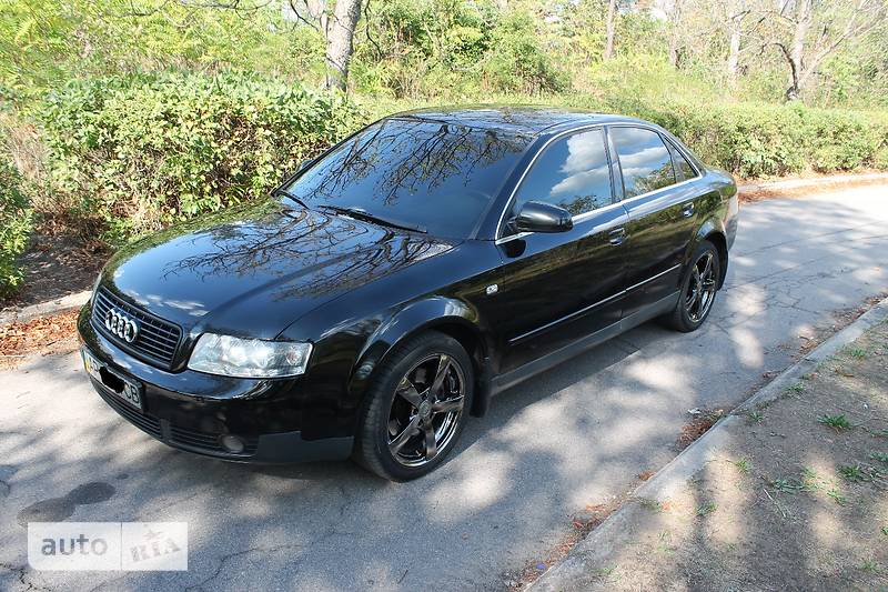 Седан Audi A4 2003 в Запорожье