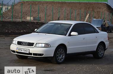 Седан Audi A4 1998 в 