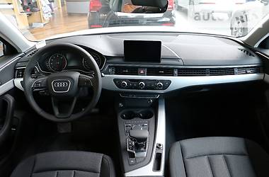 Седан Audi A4 2017 в Днепре