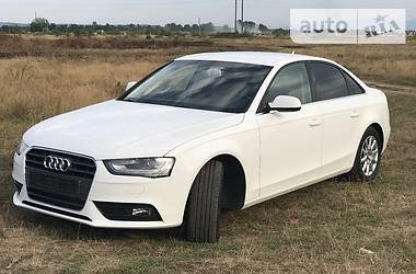 Седан Audi A4 2014 в 