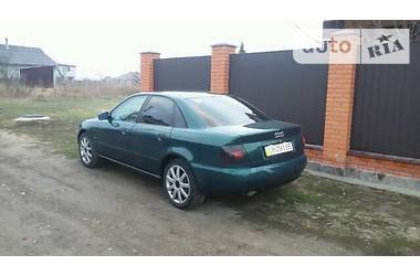 Седан Audi A4 1995 в Чернигове