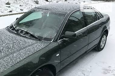 Седан Audi A4 2000 в Львове