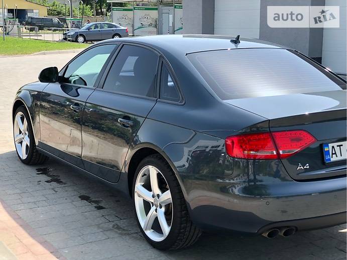 Седан Audi A4 2008 в Ивано-Франковске