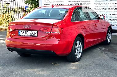 Седан Audi A4 2010 в Киеве