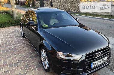 Седан Audi A4 2015 в Ровно