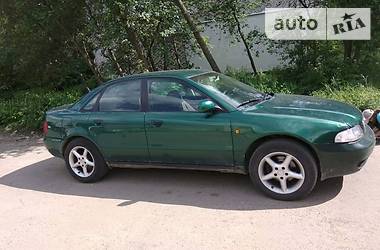 Седан Audi A4 1997 в 