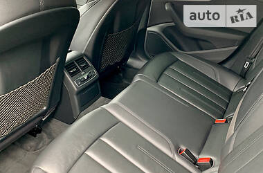 Седан Audi A4 2015 в 