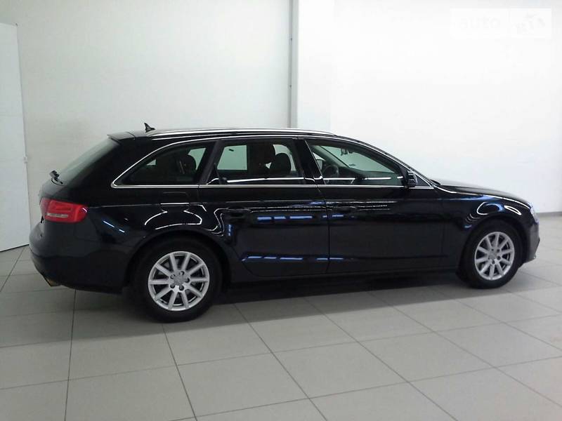 Универсал Audi A4 2012 в Львове