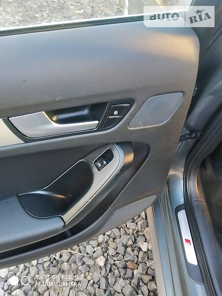 Седан Audi A4 2012 в Лановцах