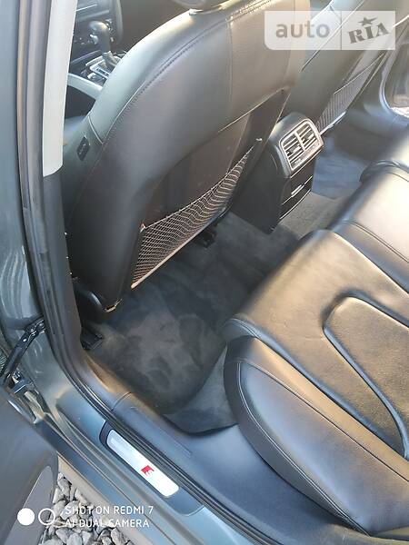 Седан Audi A4 2012 в Лановцах
