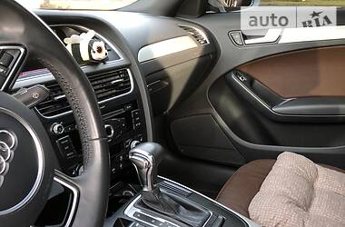 Седан Audi A4 2014 в Киеве