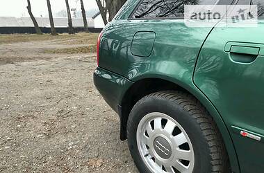 Универсал Audi A4 1997 в 