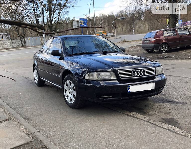 Седан Audi A4 1996 в Киеве