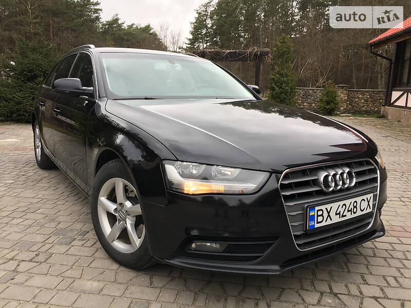 Універсал Audi A4 2012 в 
