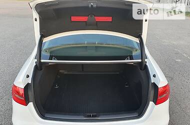 Седан Audi A4 2014 в 