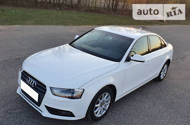 Седан Audi A4 2014 в 