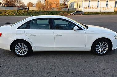 Седан Audi A4 2014 в 