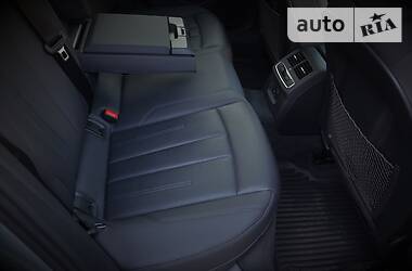Седан Audi A4 2016 в 