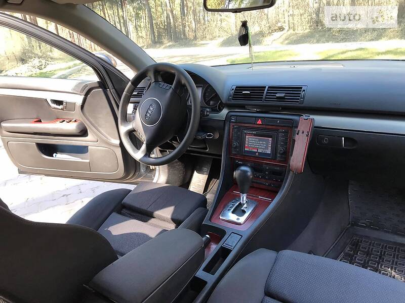 Універсал Audi A4 2002 в Львові