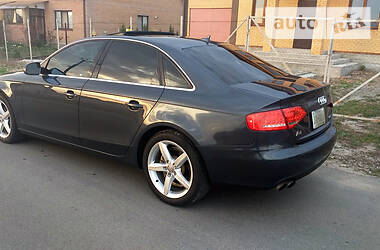Седан Audi A4 2010 в 