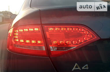 Седан Audi A4 2010 в 