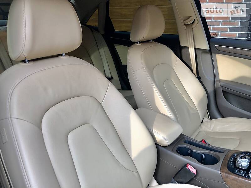 Седан Audi A4 2014 в Києві