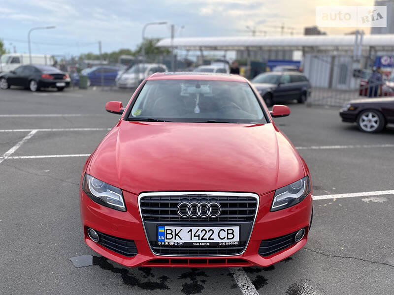 Седан Audi A4 2011 в Києві