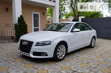 Седан Audi A4 2012 в 