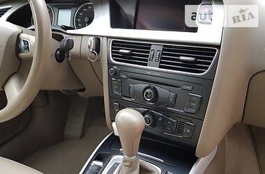 Седан Audi A4 2012 в 