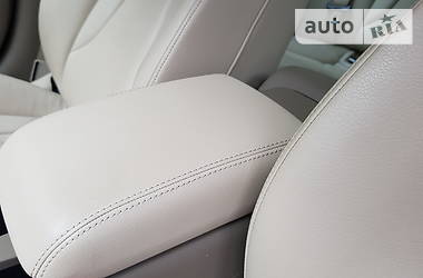Седан Audi A4 2012 в 