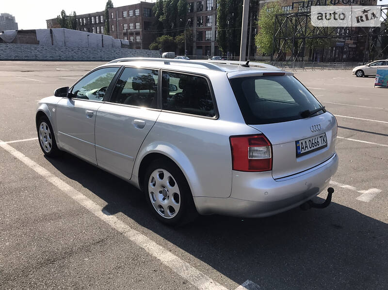 Універсал Audi A4 2004 в Києві