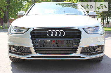 Седан Audi A4 2014 в 