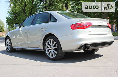 Седан Audi A4 2014 в 