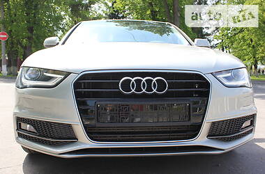 Седан Audi A4 2014 в 