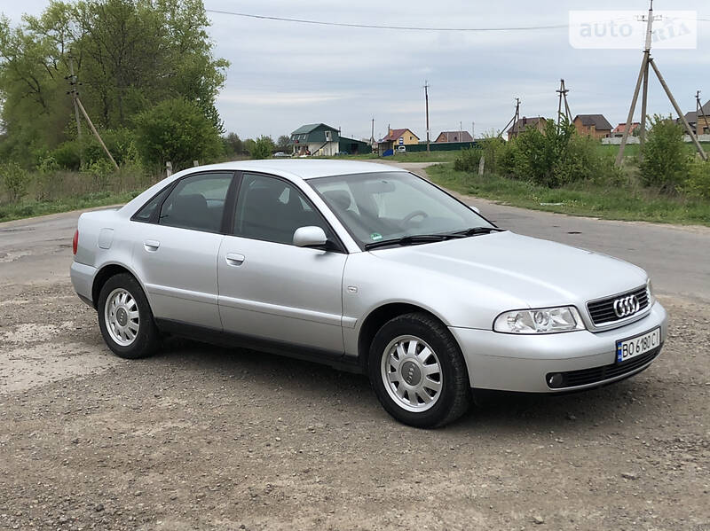 Седан Audi A4 1999 в Бучачі