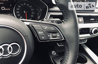 Седан Audi A4 2017 в 