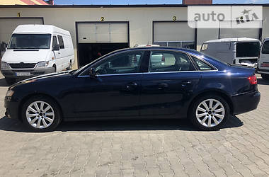 Седан Audi A4 2010 в Луцьку