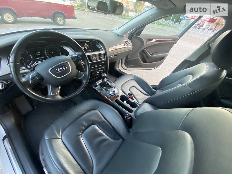 Седан Audi A4 2014 в Рівному